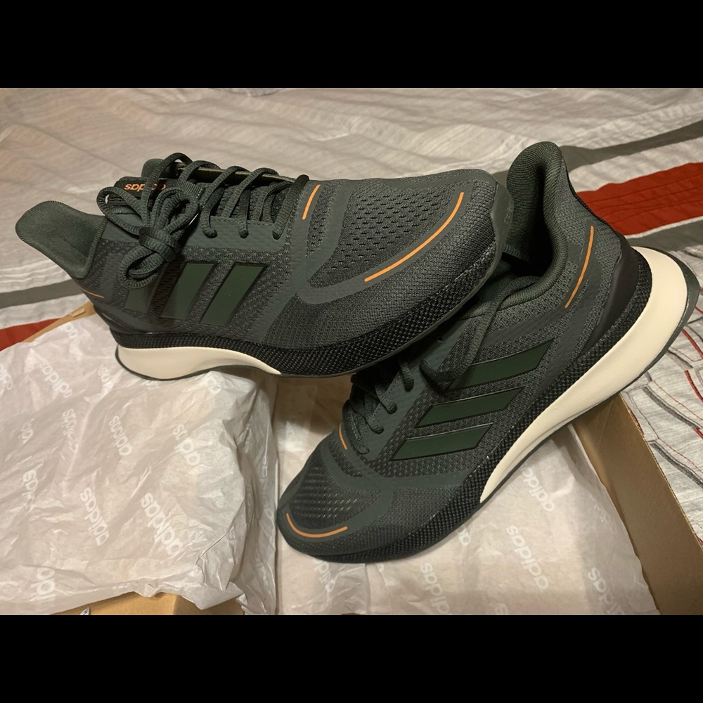Adidas Men’s Shoes Size 13